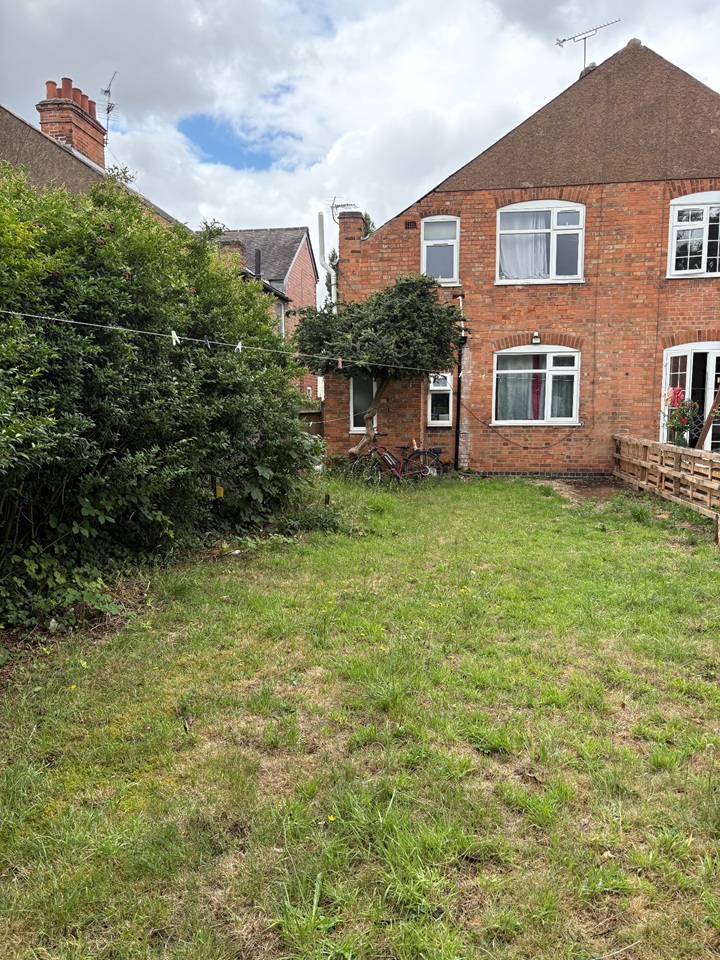 Additional image 3 of 3 Bed Semi-Detached House, Humberstone Lane, LE4, N1 7GU