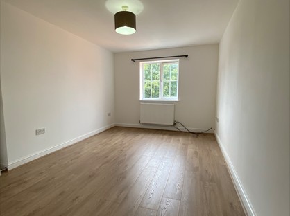 2 Bed Flat, Irwell Lane, WA7