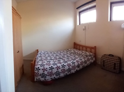 Room in a Shared Flat, London Road, SM6