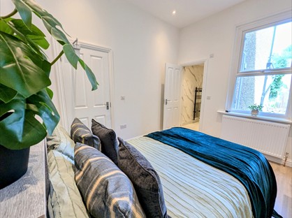 Room in a Shared House, Victoria Road, EN4