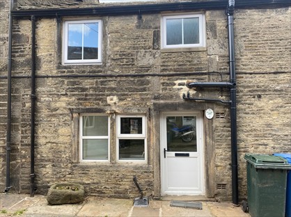 1 Bed Terraced House, Bent Farm, BD20