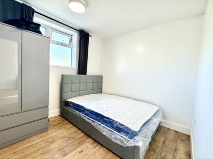 1 Bed Flat, London, NW4