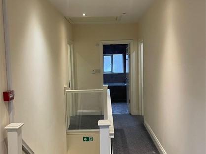 Room in a Shared House, Woodhill Crescent, HA3