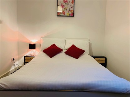 1 Bed Flat, Box Road, BA1