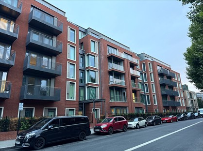 2 Bed Flat, Handley House, W6