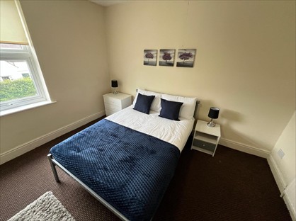 Room in a Shared House, Main Street, NG20