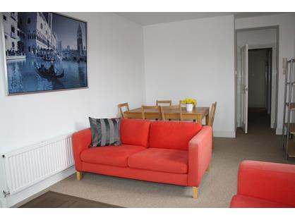 2 Bed Flat, Agate Road, W6