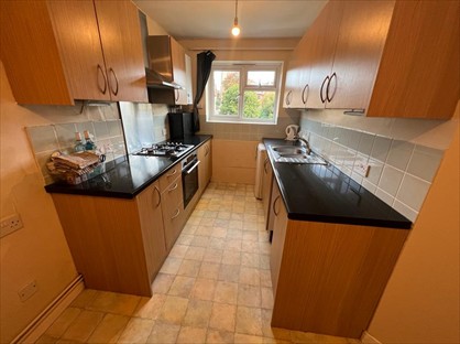 2 Bed Flat, West Road, GU1