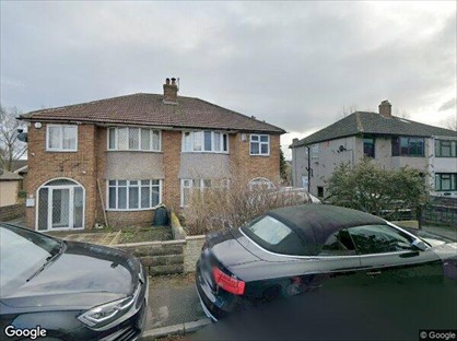 3 Bed Semi-Detached House, Daisy Hill Grove, BD9