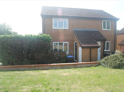2 Bed Flat, Swinford Hollow, NN3