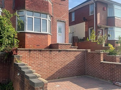 2 Bed Semi-Detached House, Sutherland Avenue, ST3