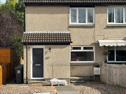 2 Bed Flat, Cleikiminrig, EH15