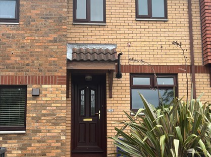 2 Bed Terraced House, Easthouses Way, EH22