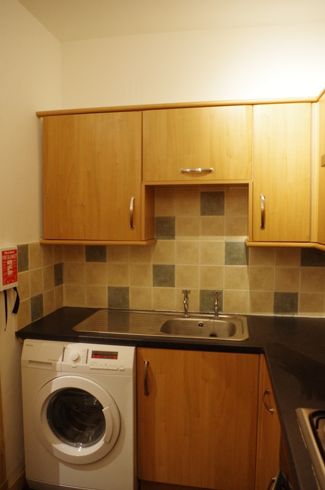 2 Bed Flat, Gardner Street, G11 photo 5