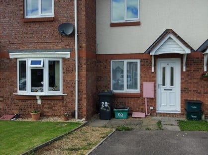 2 Bed Terraced House, Farmington Close, GL4