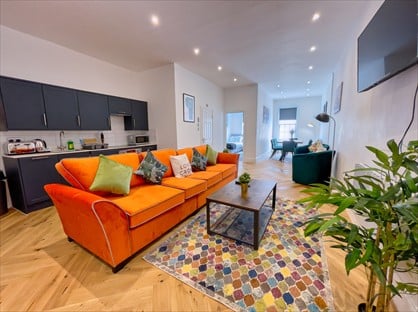 2 Bed Maisonette, Stone Street, BN1