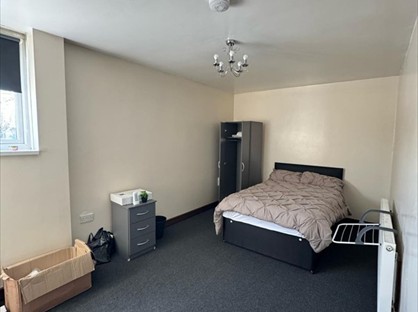 Room in a Shared Flat, Birmingham, B33