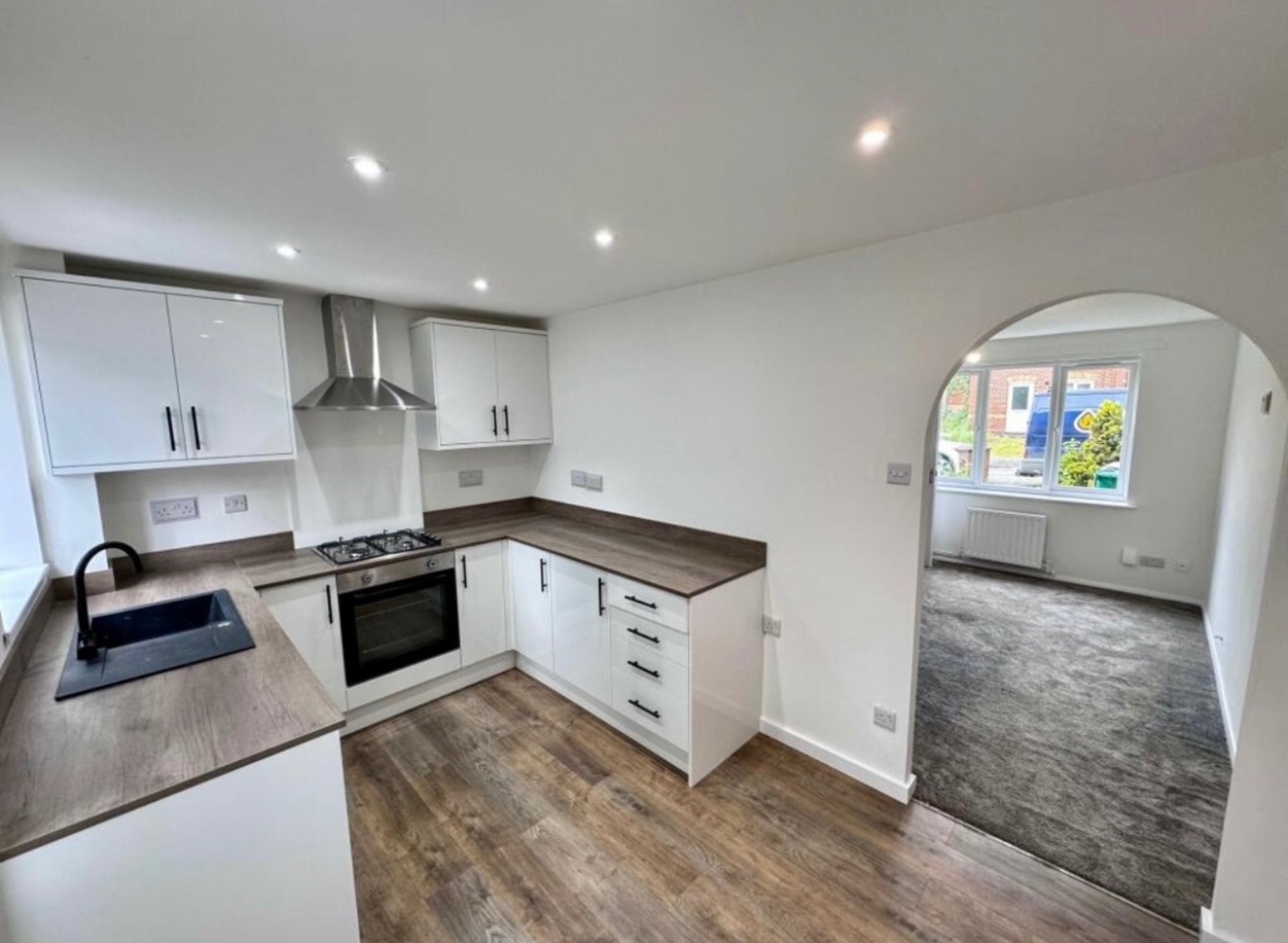 2 Bed Terraced House, Heron Drive, NG7