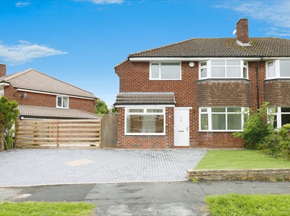 3 Bed Semi-Detached House, Woburn Drive, WA15