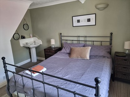 Room in a Shared House, York Street, PO31