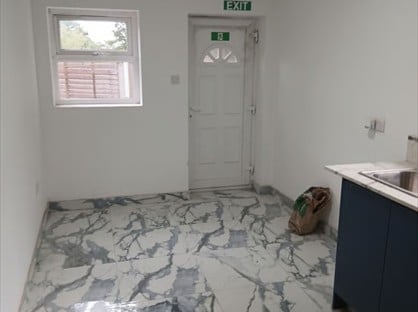 1 Bed Flat, Bed Room, B8