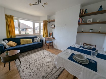 2 Bed Maisonette, Redfern Avenue, TW4