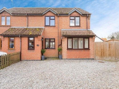 4 Bed Semi-Detached House, Two Fields Way, NR20