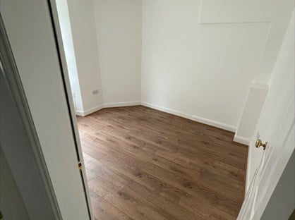 2 Bed Flat, The Terrace, TQ1
