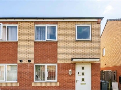 3 Bed Detached House, Ashton New Road, M11