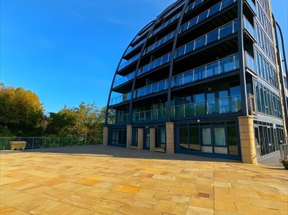 1 Bed Flat, Salts Mill Road, BD17