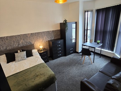 Room in a Shared House, Ashville Road, LS6