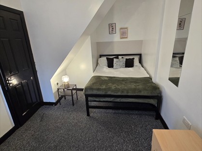 Room in a Shared House, Ashville Road, LS6