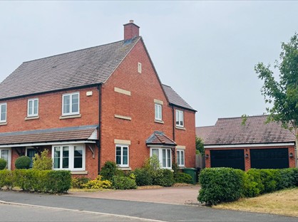 4 Bed Detached House, Pinchfield Gardens, WR2