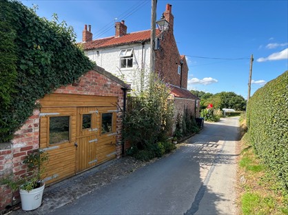 2 Bed End Terrace, Railway View, DL7