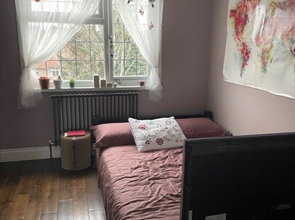 Room in a Shared House, Stanway Gardens, HA8