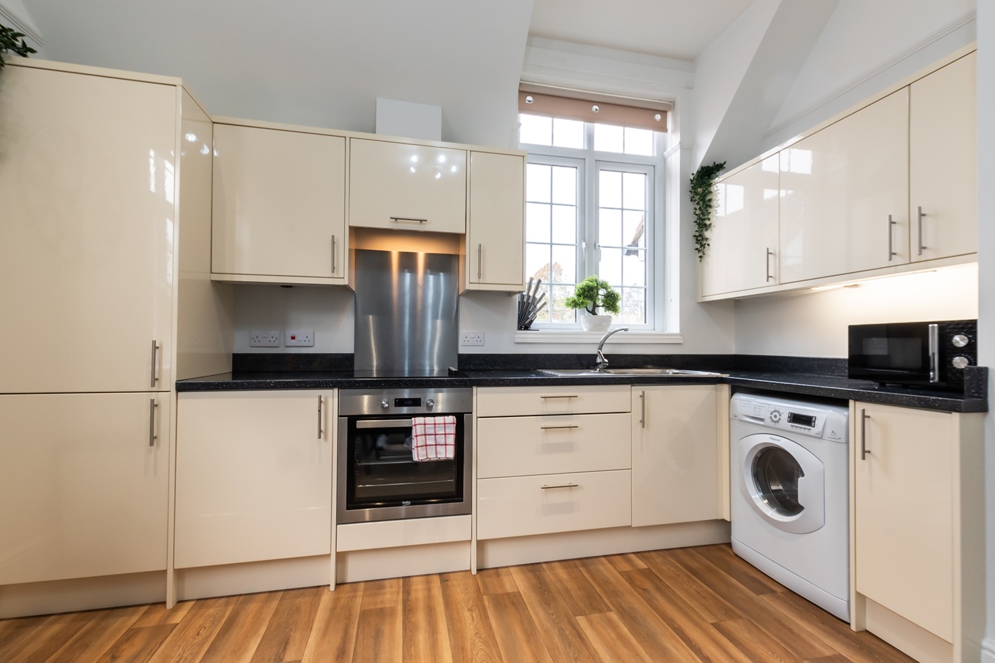 Additional image 9 of 2 Bed Flat, Seymour Road, SO16, N1 7GU