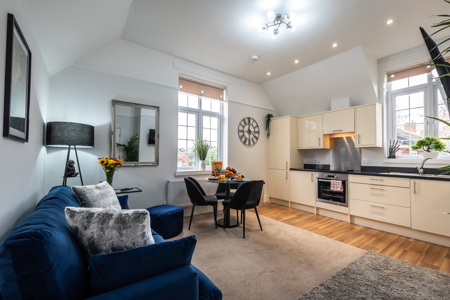 Additional image 2 of 2 Bed Flat, Seymour Road, SO16, N1 7GU