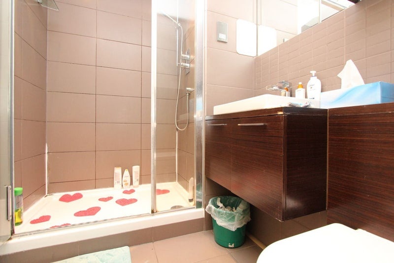 Room in a Shared Flat, Berglen Court, E14 photo 5