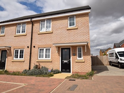 3 Bed Semi-Detached House, Dewberry, NN8