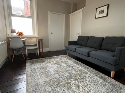 2 Bed Flat, Chippendale Place, NE2