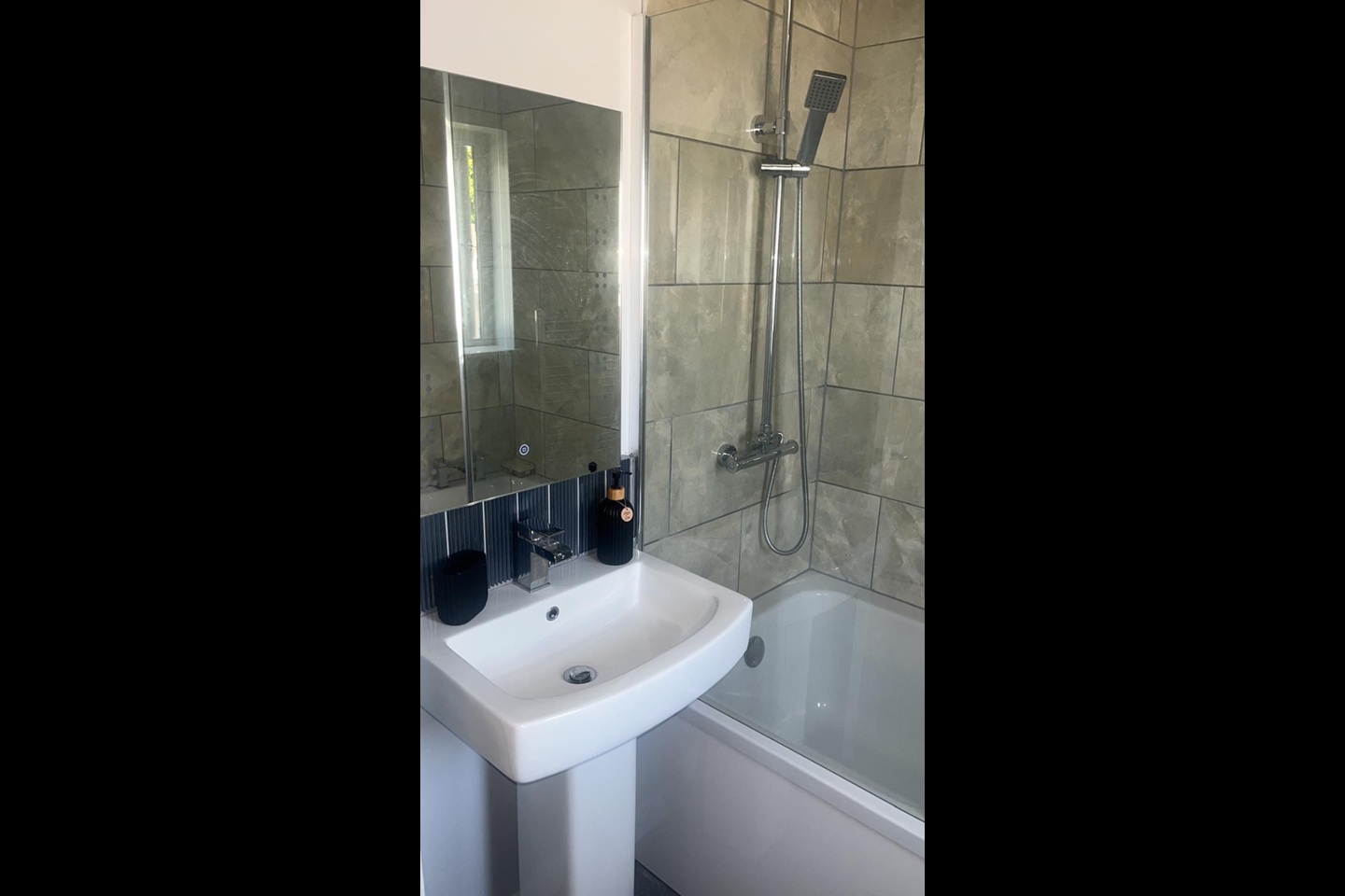 Additional image 5 of Room in a Shared House, Richmond Grove, M13, N1 7GU