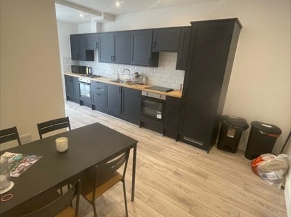 Studio Flat, Tooting Bec Road, SW17
