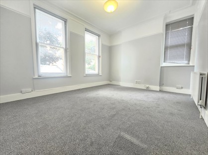 1 Bed Flat, Bromley Road, SE6