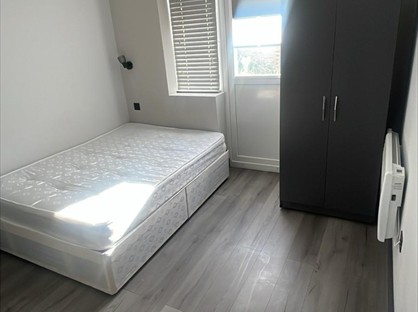 Studio Flat, Wedmore Road, UB6