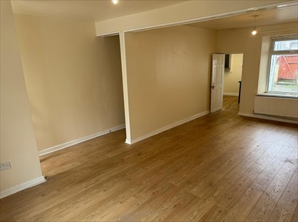 3 Bed Terraced House, Ropewalk Terrace, SA11
