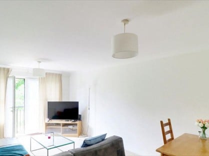 2 Bed Flat, Cobham Close, EN1