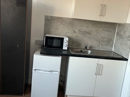 Studio Flat, Vincent Path, UB5