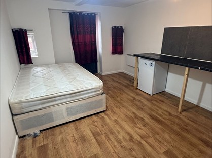 Studio Flat, New Park, UB5
