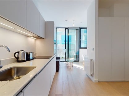 Studio Flat, Hill House, N19