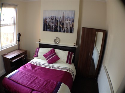 Room in a Shared House, Addison Road, B14